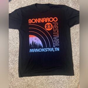 BONNAROO black tshirt 2023
Lineup on the back